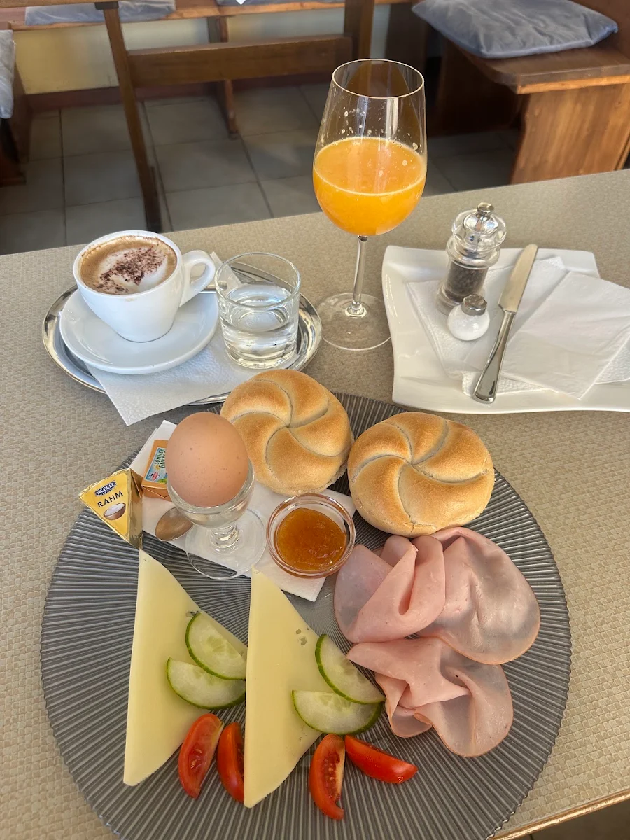 Essen und Trinken photo 1