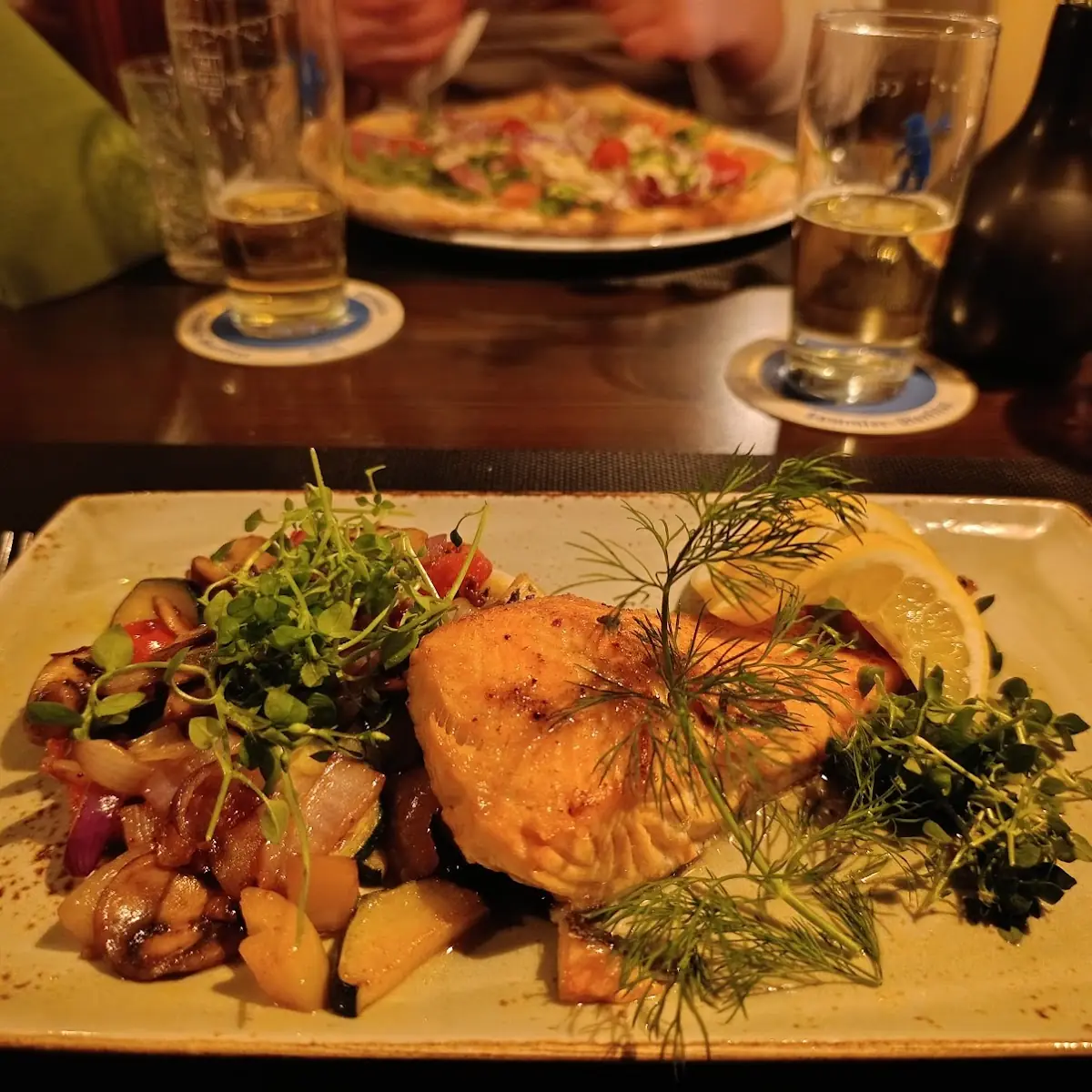 Essen und Trinken photo 2