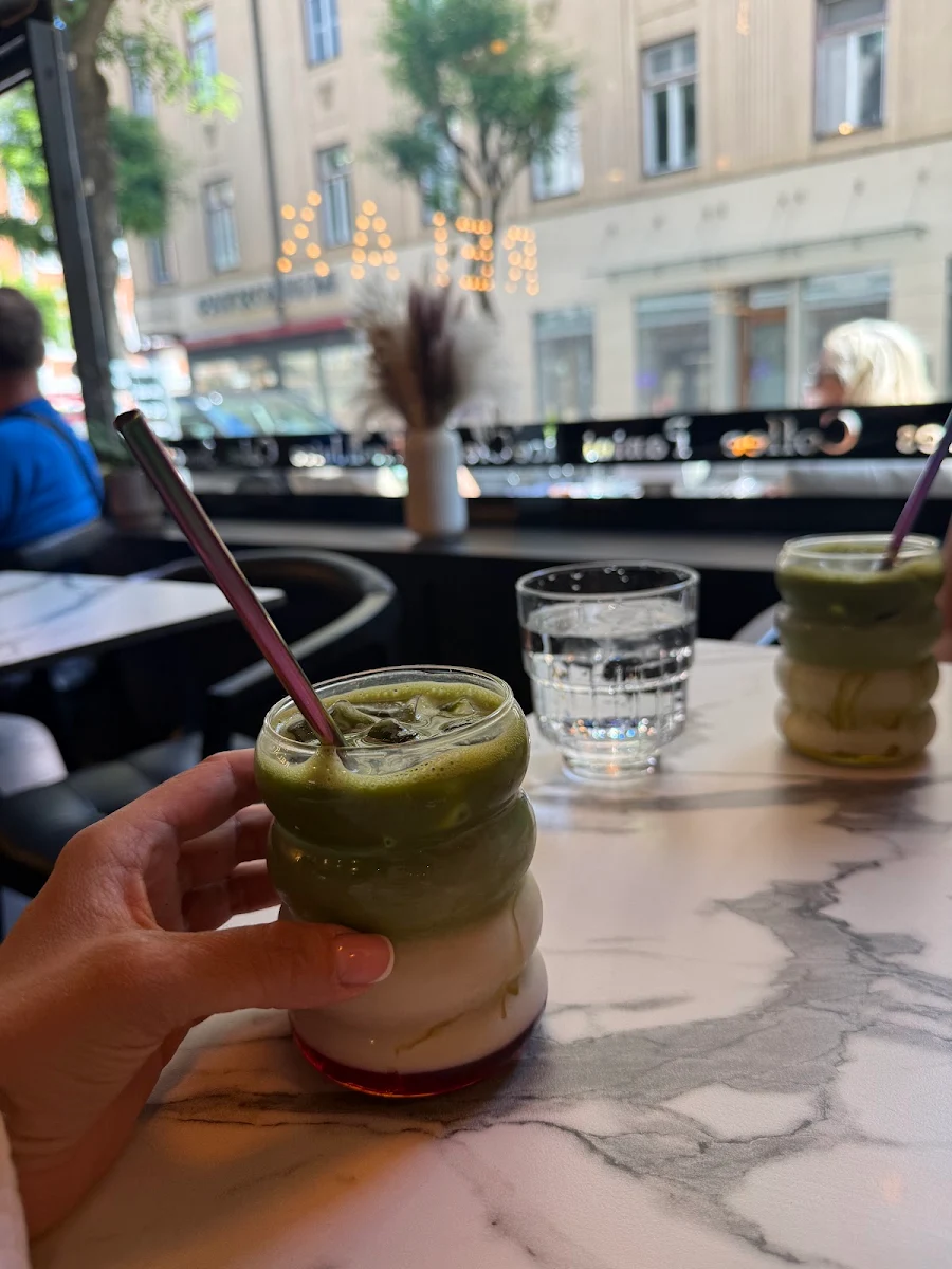 Essen und Trinken photo 2