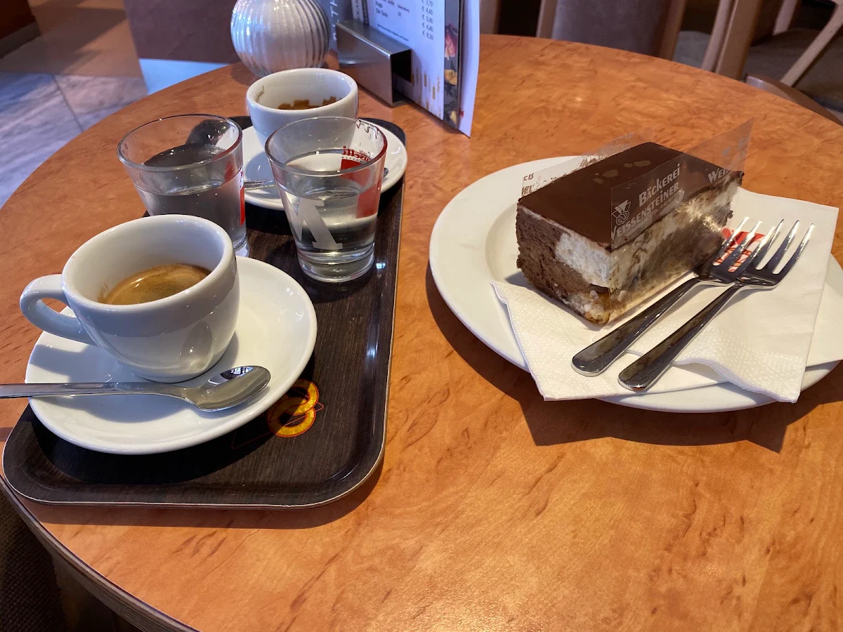 Essen und Trinken photo 3