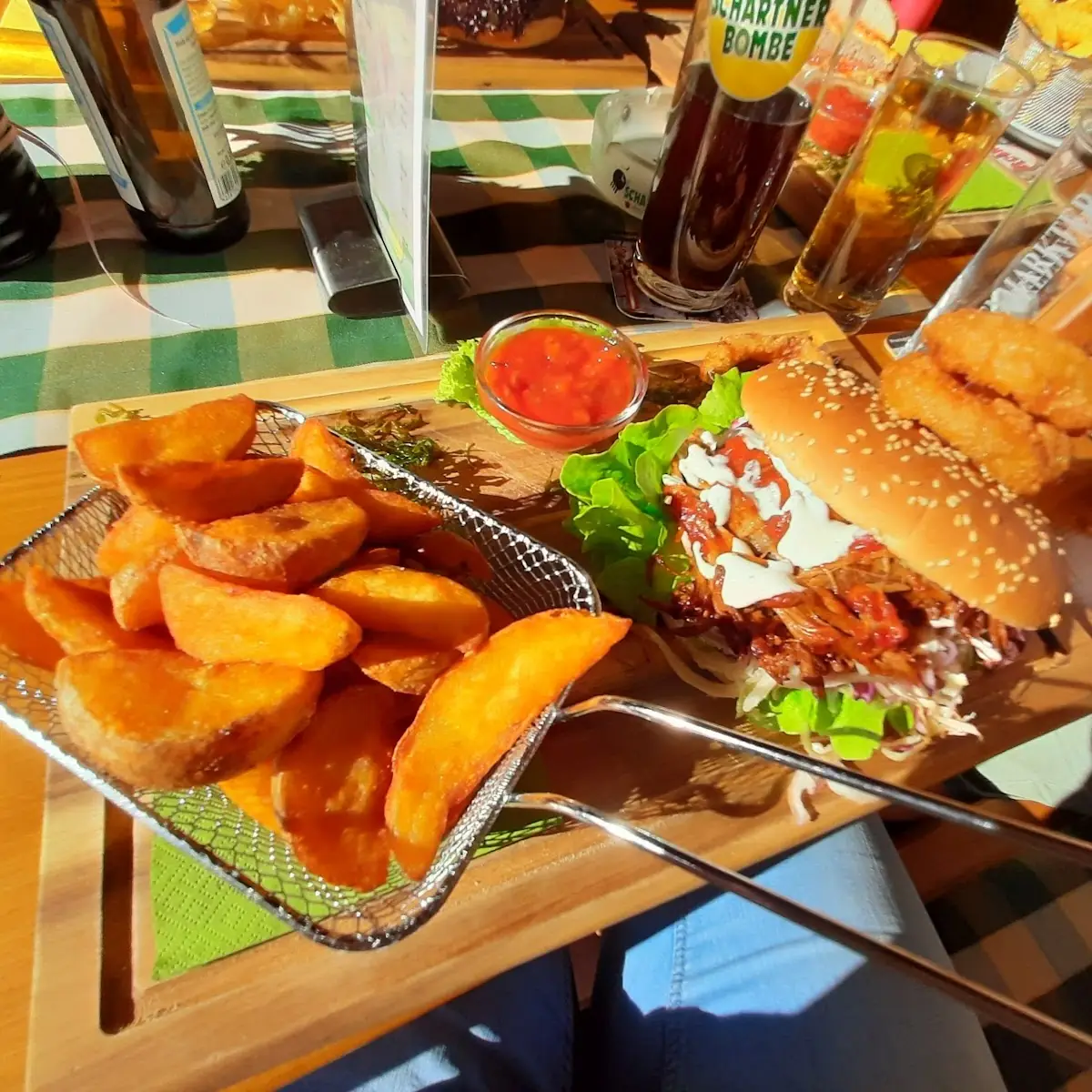 Essen und Trinken photo 2