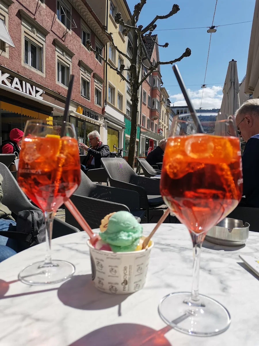 Essen und Trinken photo 3