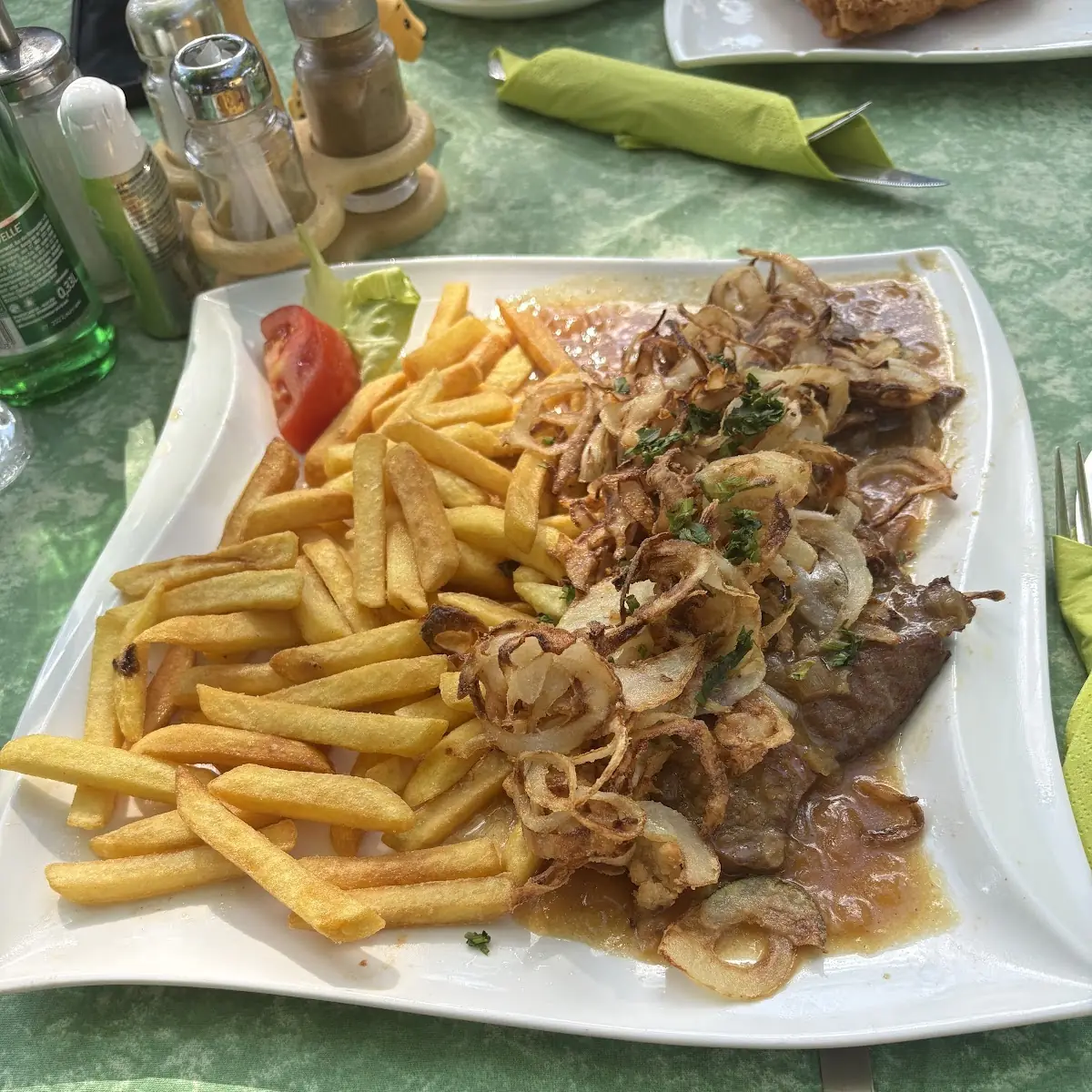 Essen und Trinken photo 2