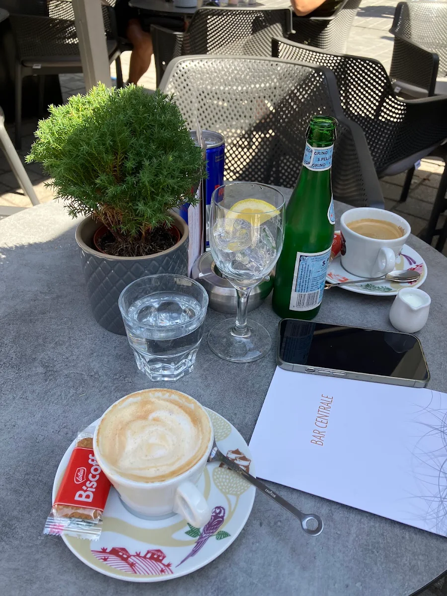 Essen und Trinken photo 1