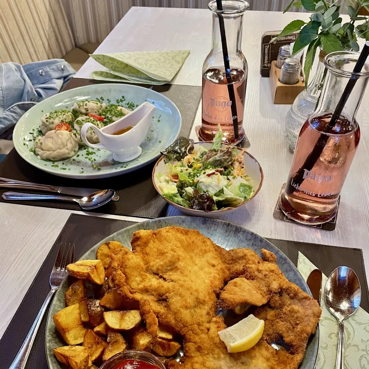 Essen und Trinken photo 1