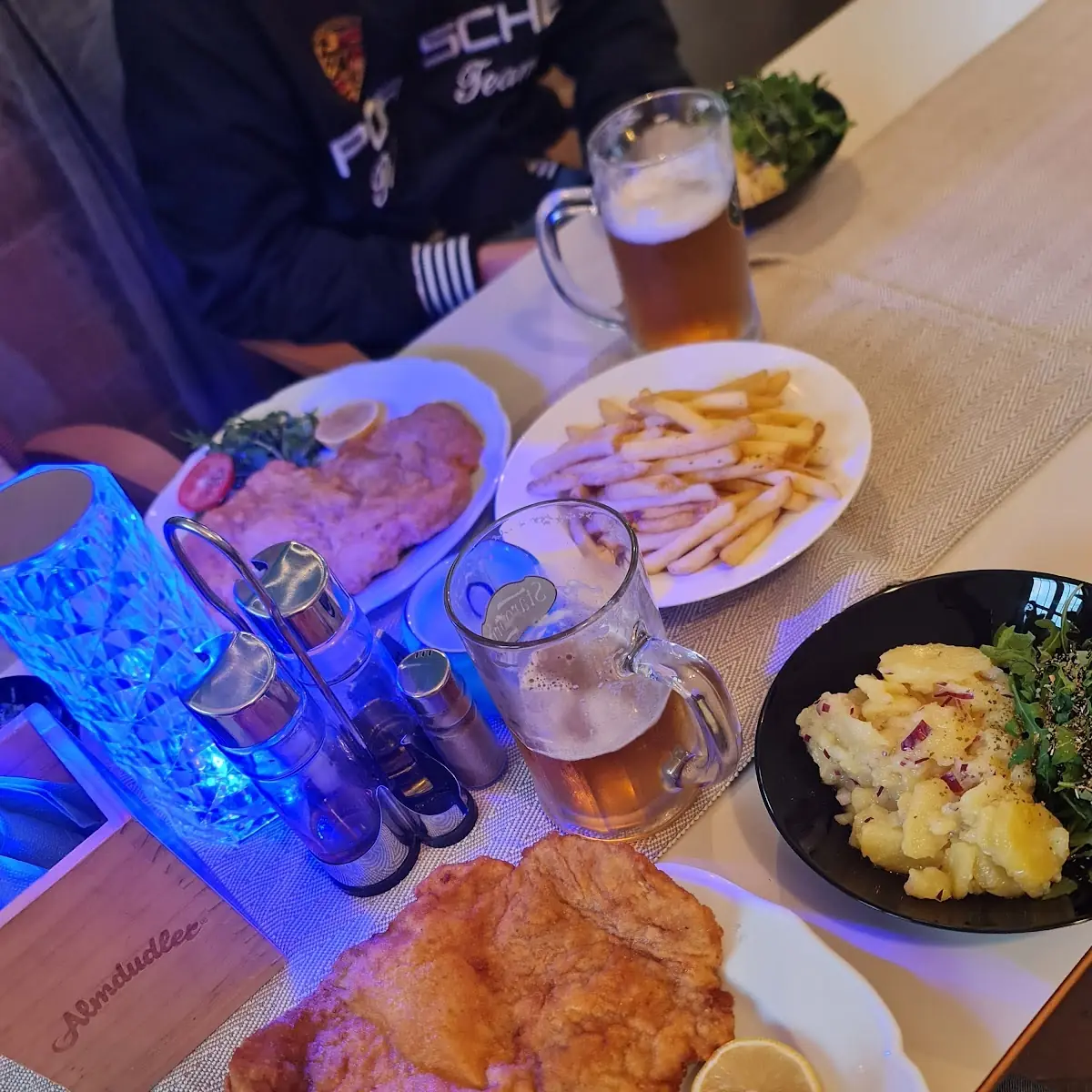 Essen und Trinken photo 2
