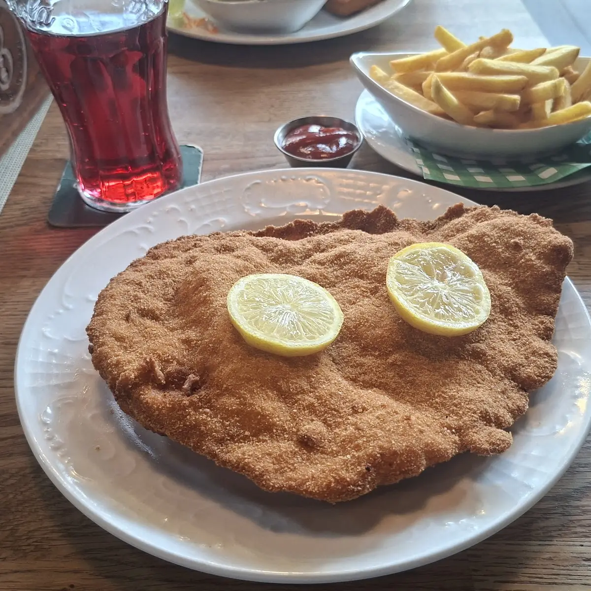Essen und Trinken photo 1