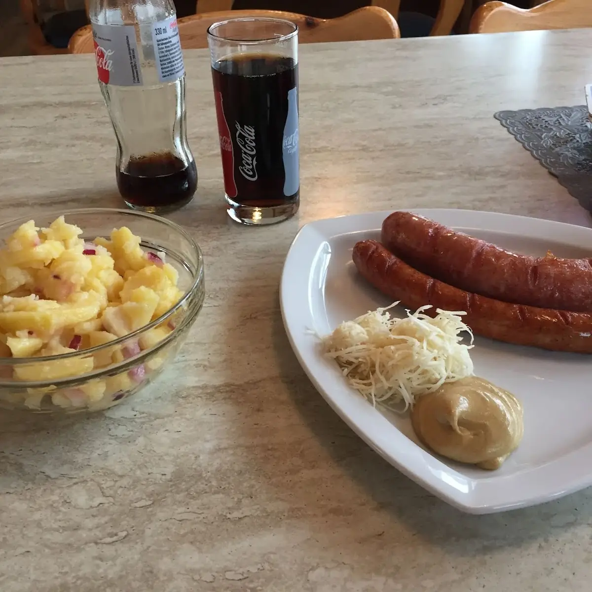 Essen und Trinken photo 2