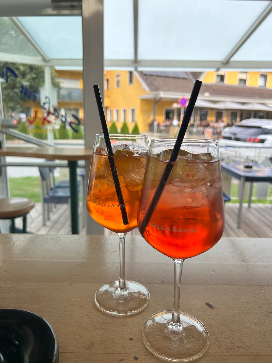 Essen und Trinken photo 1