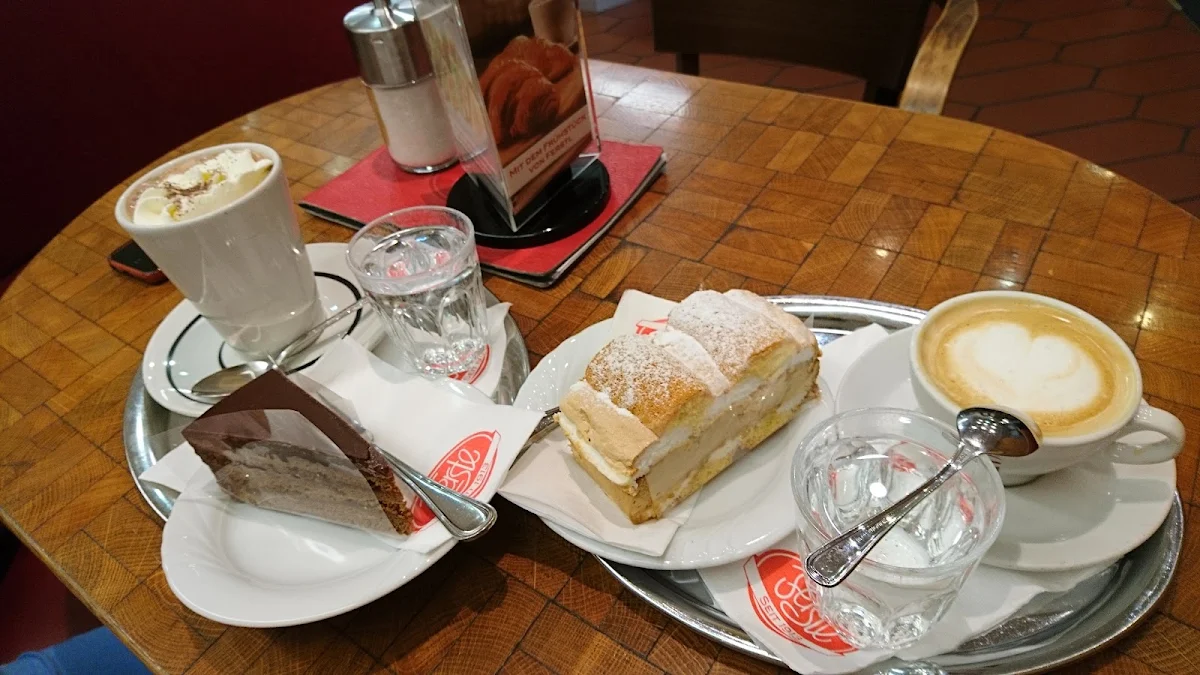 Essen und Trinken photo 10