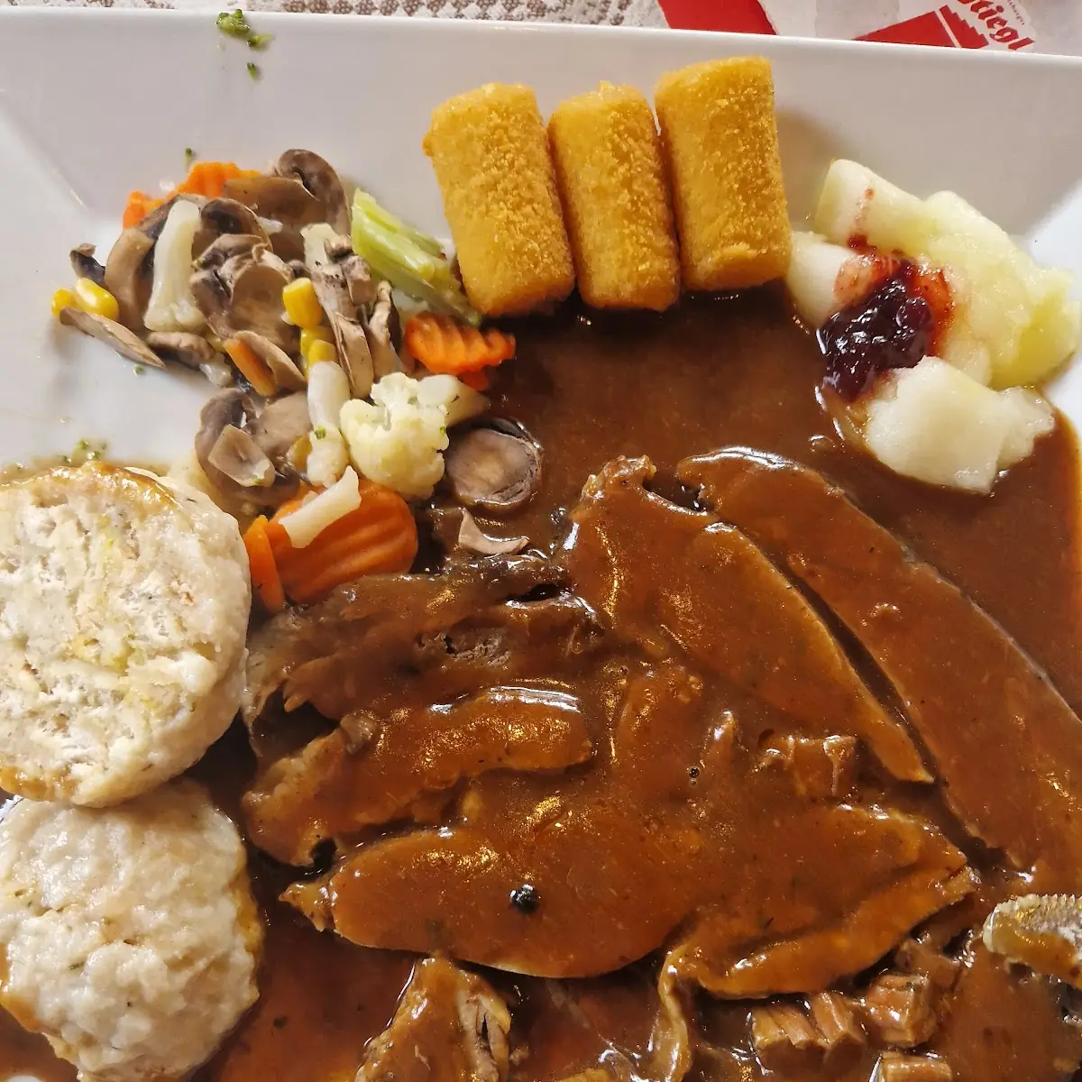 Essen und Trinken, Gasthof Zum Dorfwirt - Fam. Willnauer