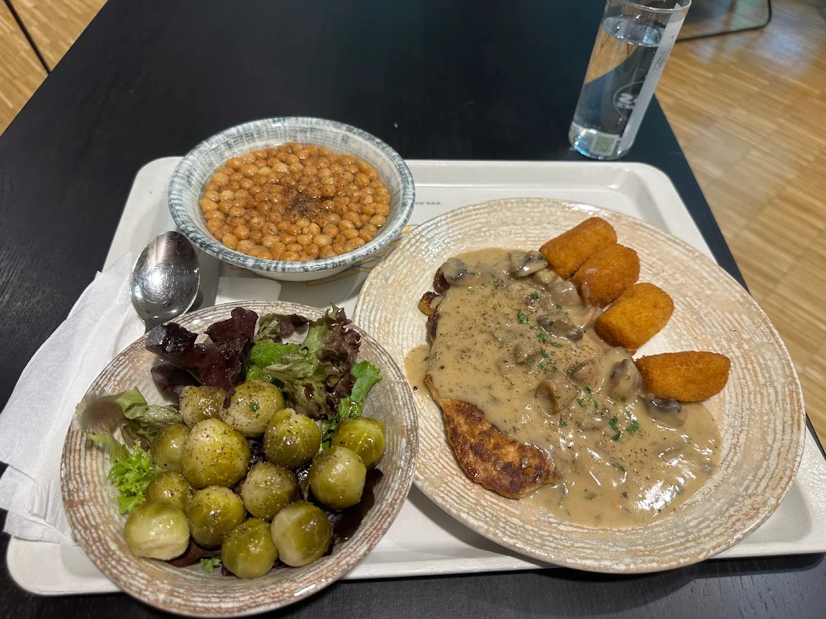 Essen und Trinken photo 3
