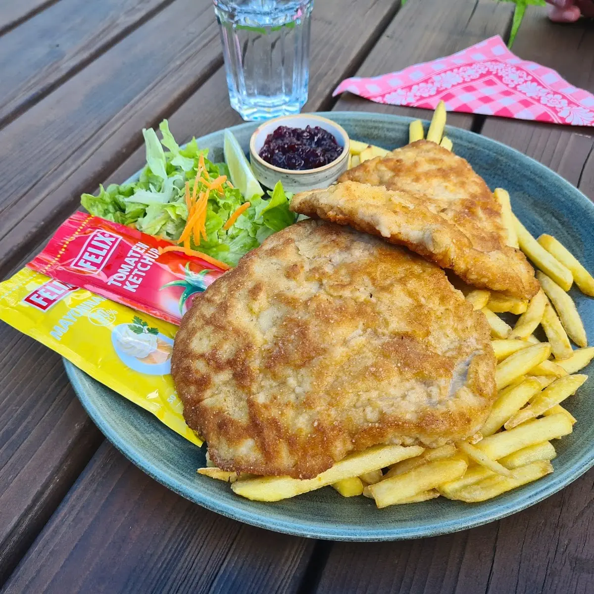Essen und Trinken photo 1