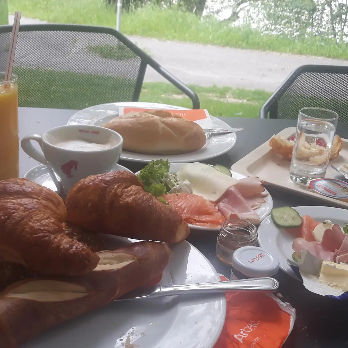 Essen und Trinken photo 2