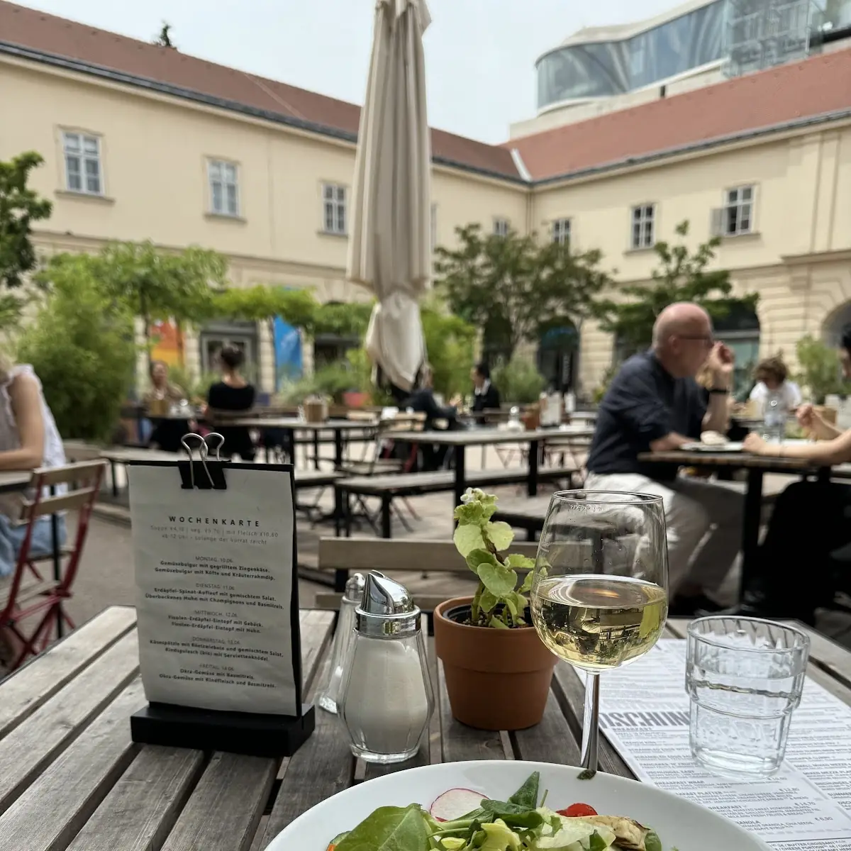 Essen und Trinken photo 2