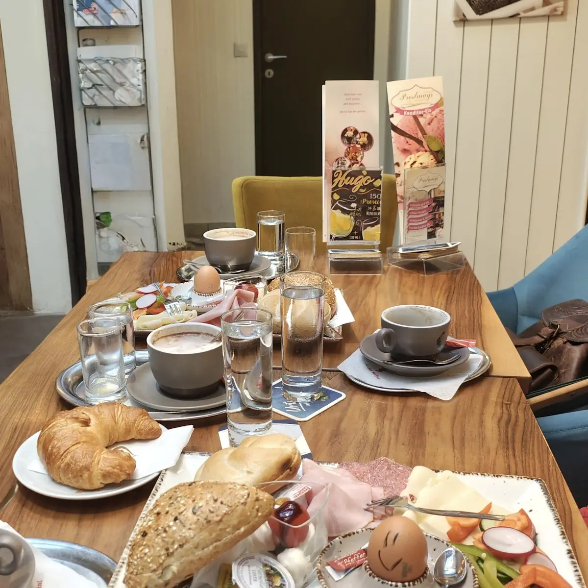Essen und Trinken photo 3