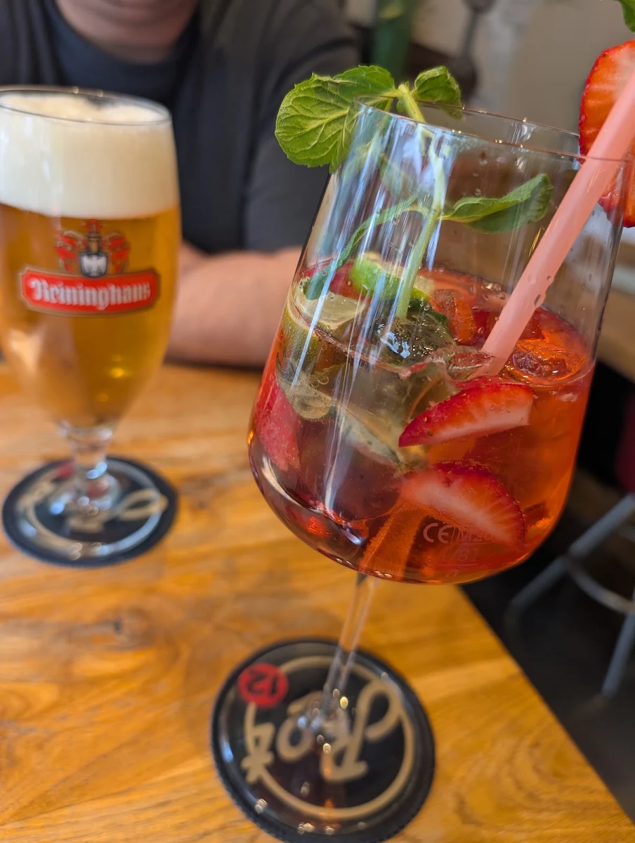 Essen und Trinken photo 2