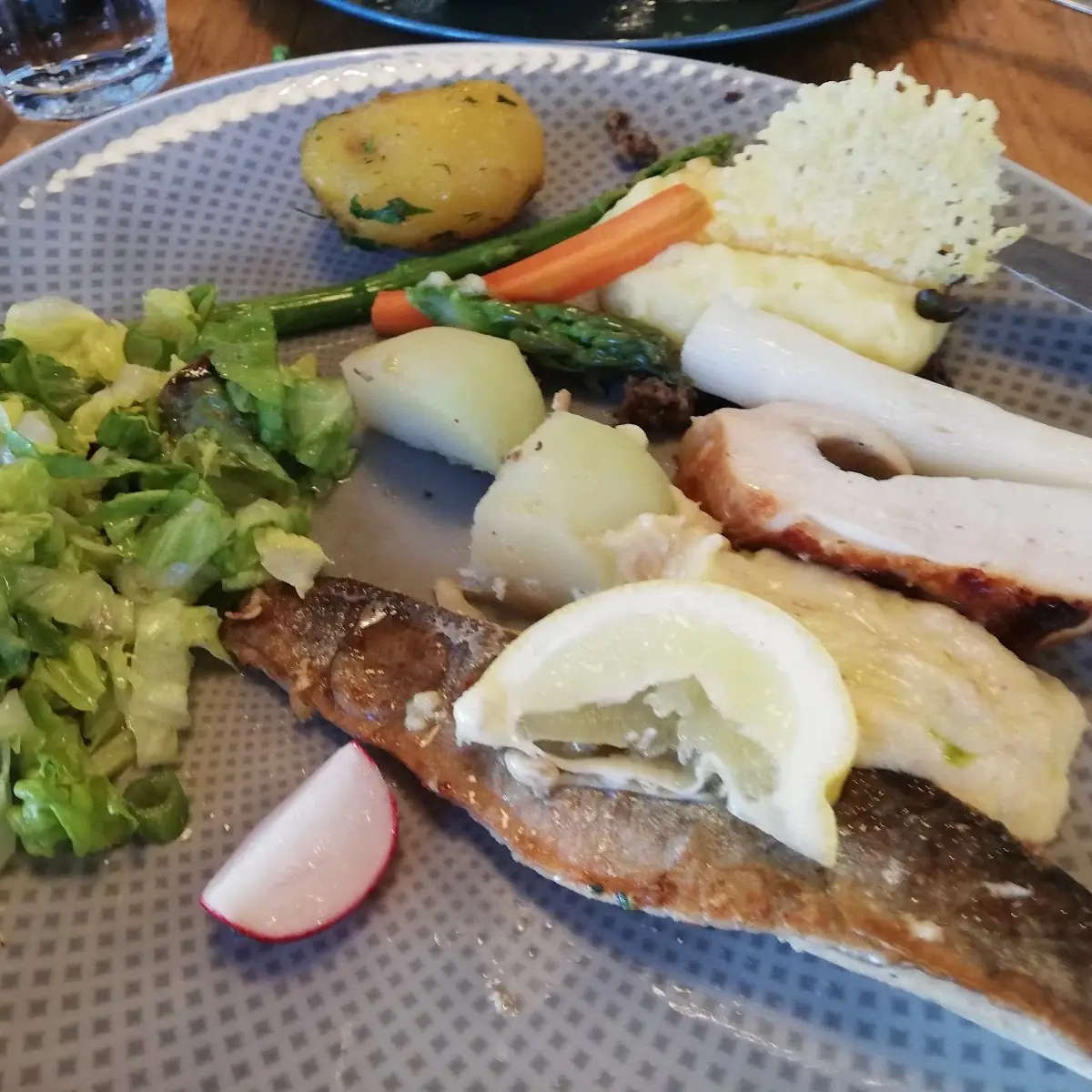Essen und Trinken photo 3