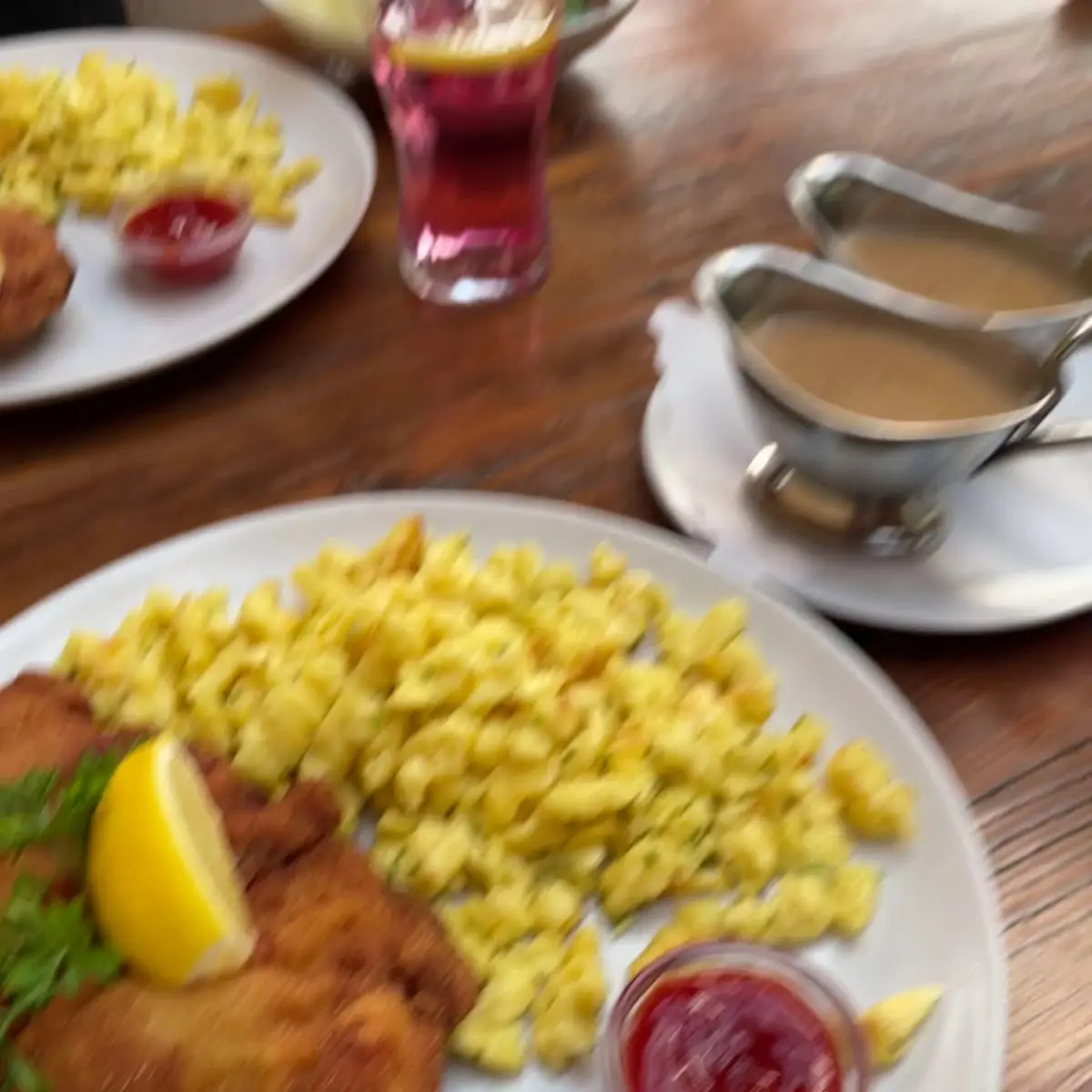 Essen und Trinken photo 2