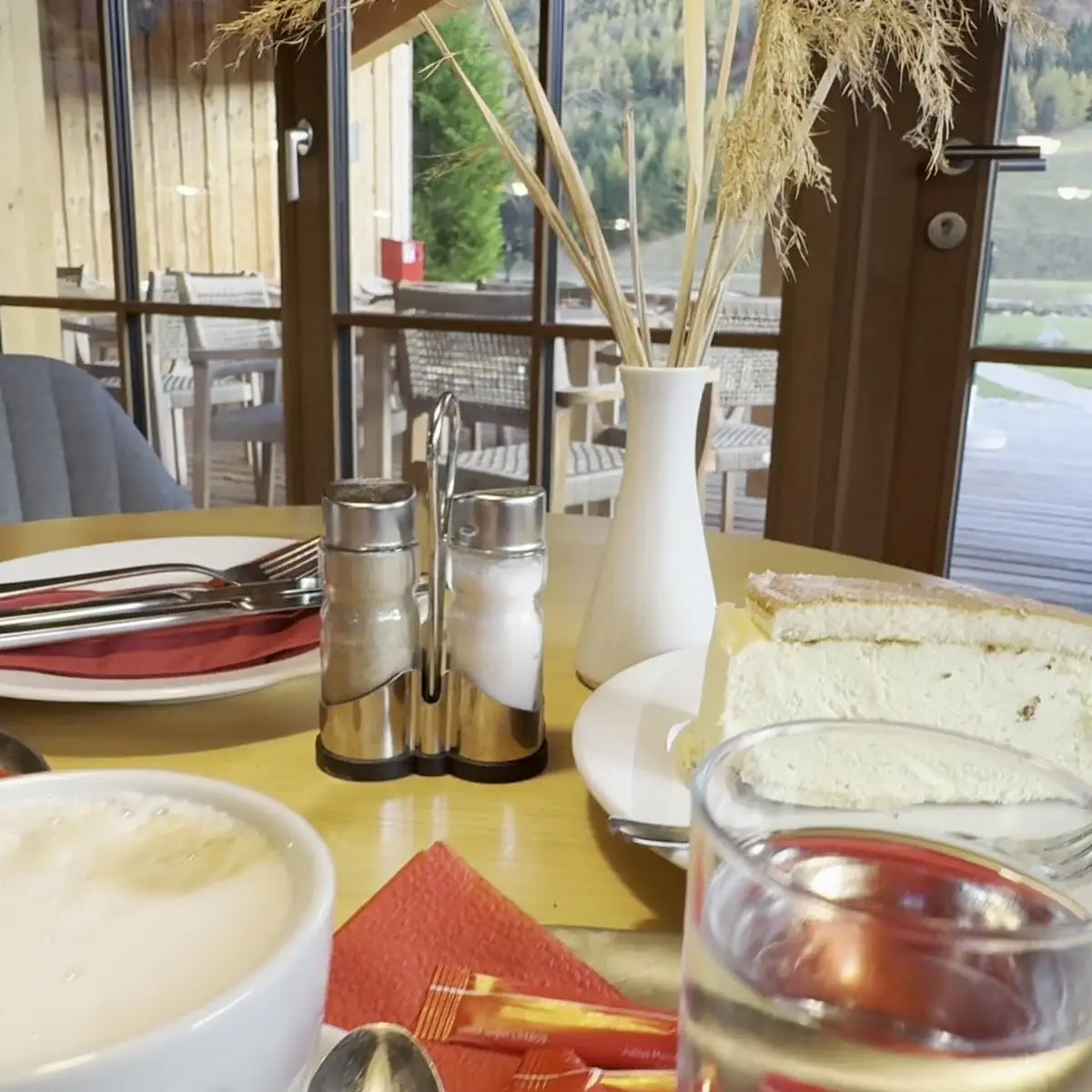 Essen und Trinken photo 2