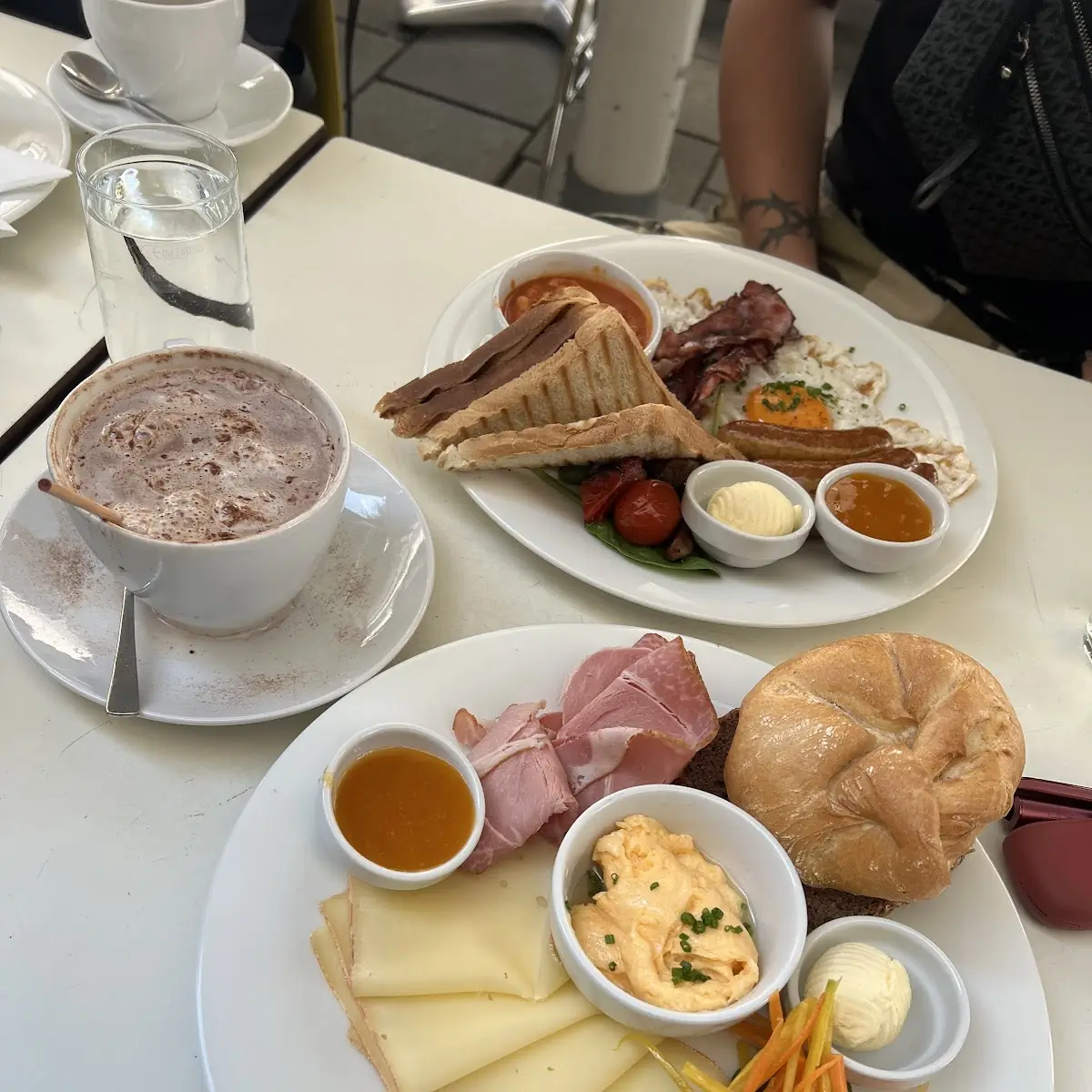 Essen und Trinken photo 3