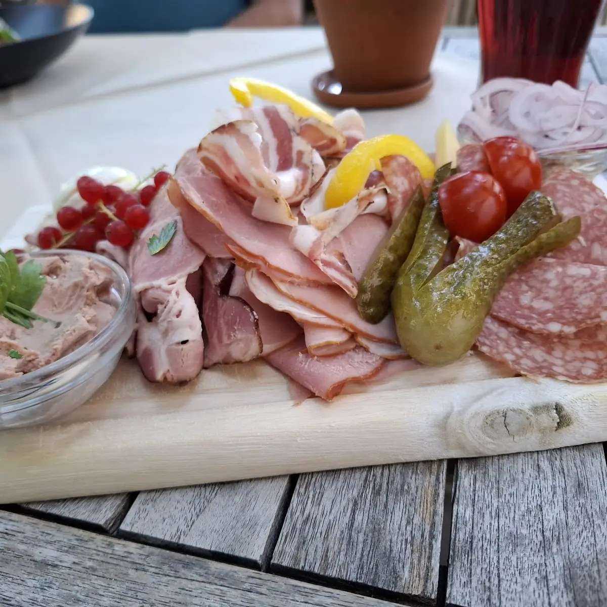 Essen und Trinken photo 2