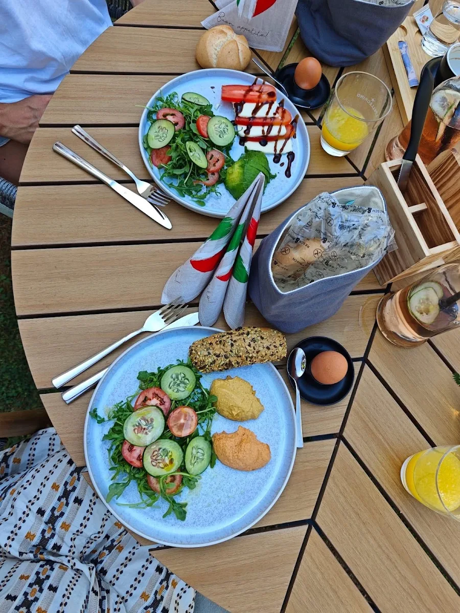 Essen und Trinken photo 2