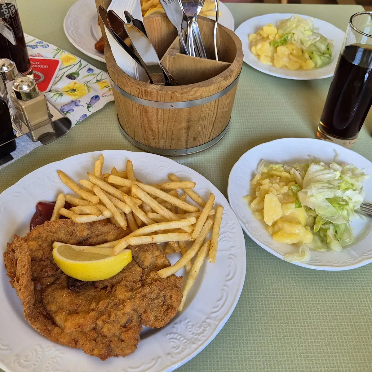 Essen und Trinken photo 2