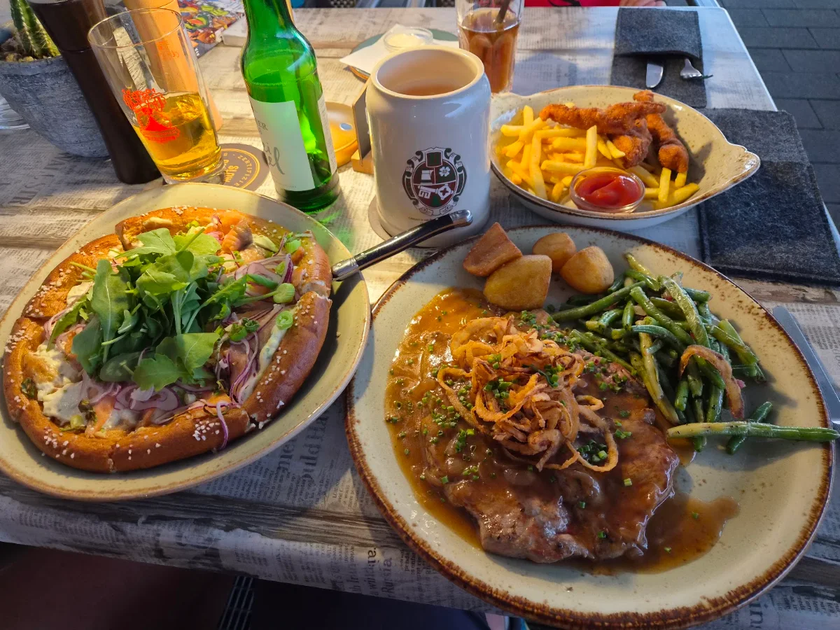 Essen und Trinken photo 2