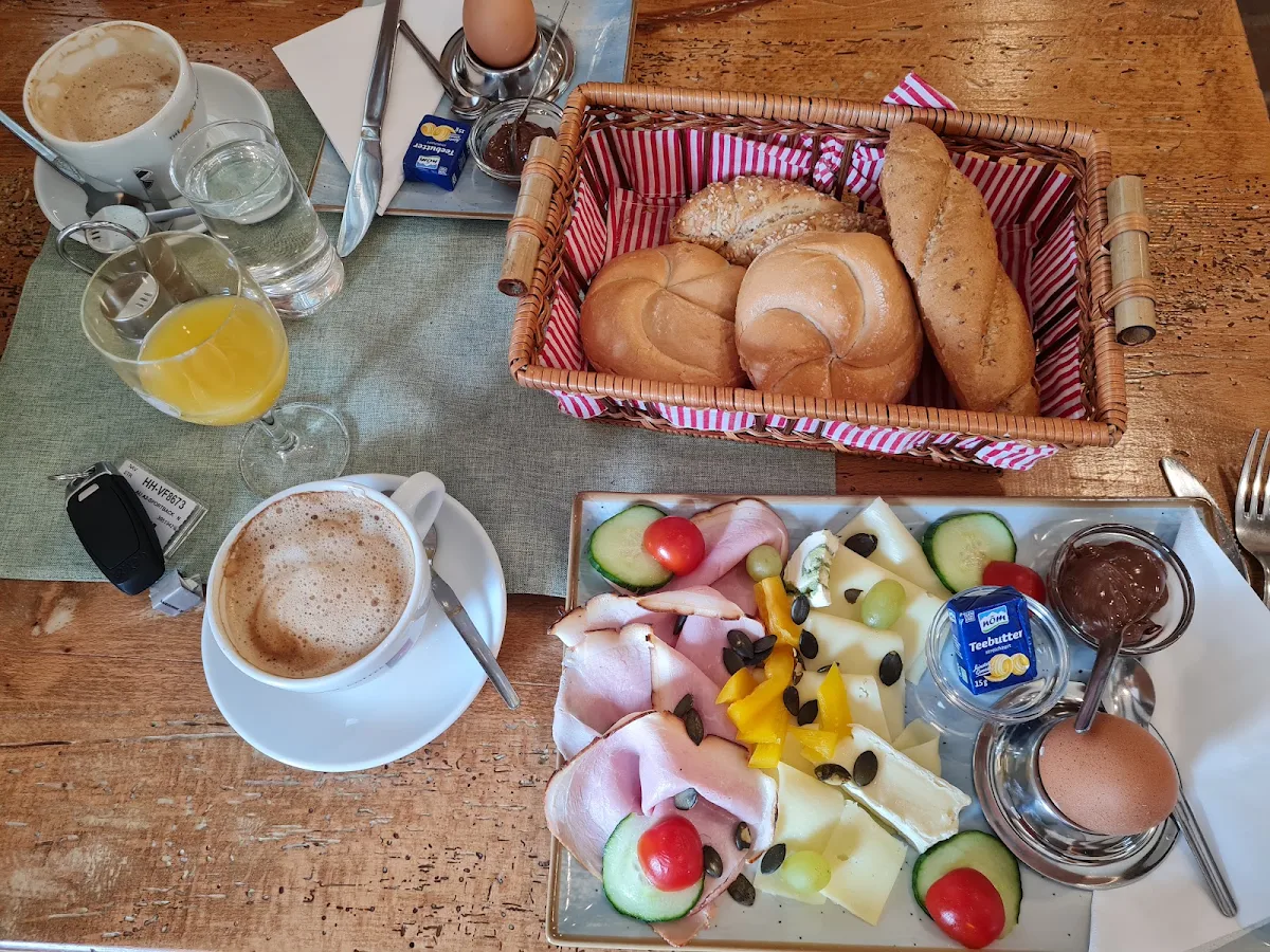 Essen und Trinken photo 2