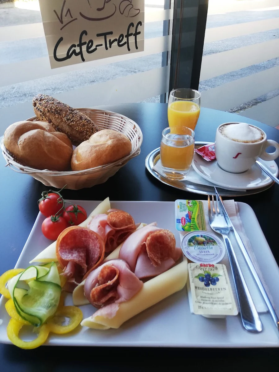 Essen und Trinken photo 1