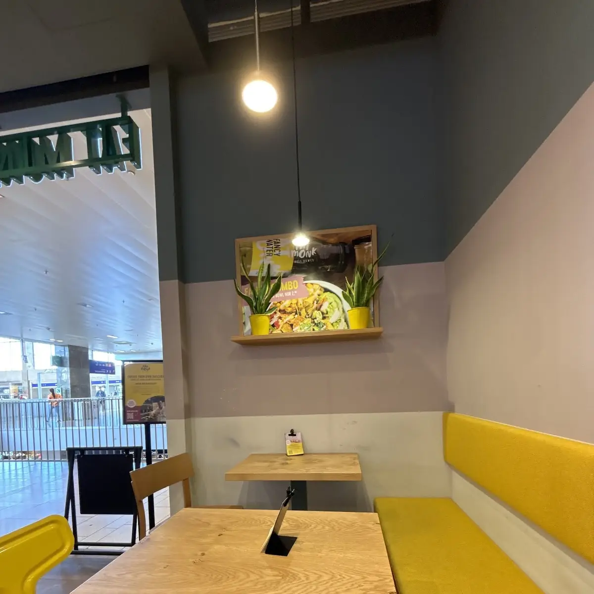 Atmosphäre, Fat Monk – Wien Mitte