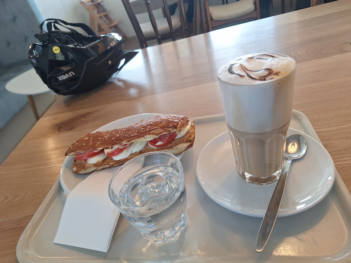 Essen und Trinken photo 1