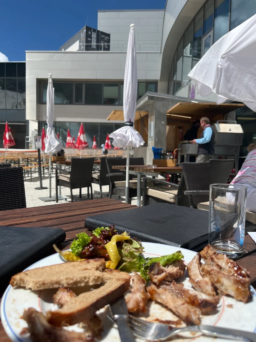 Essen und Trinken photo 1