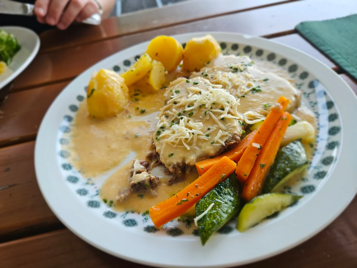 Essen und Trinken photo 2