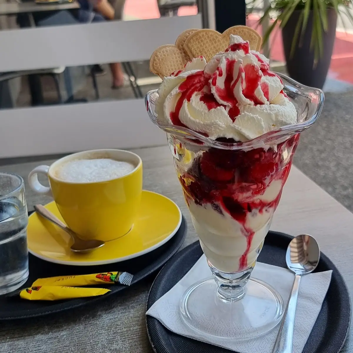 Essen und Trinken photo 1