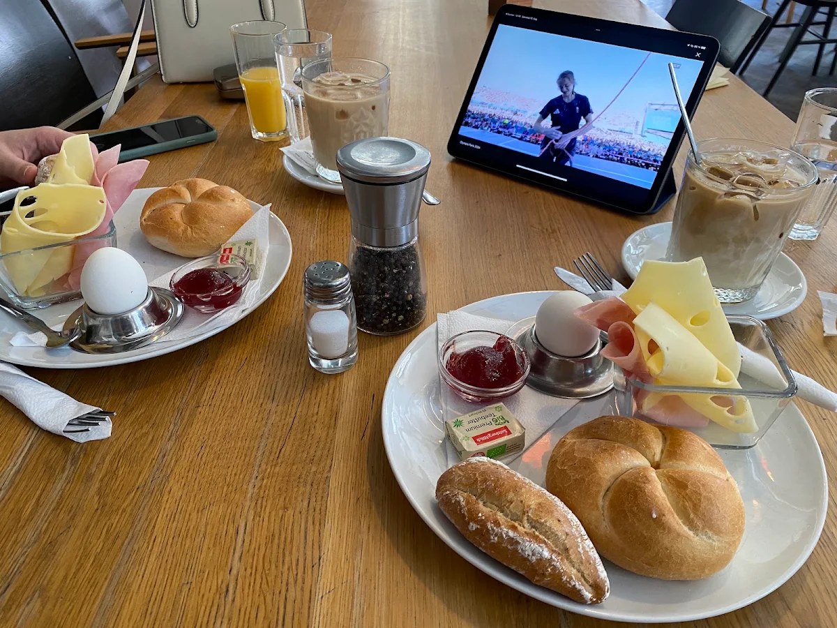 Essen und Trinken photo 2
