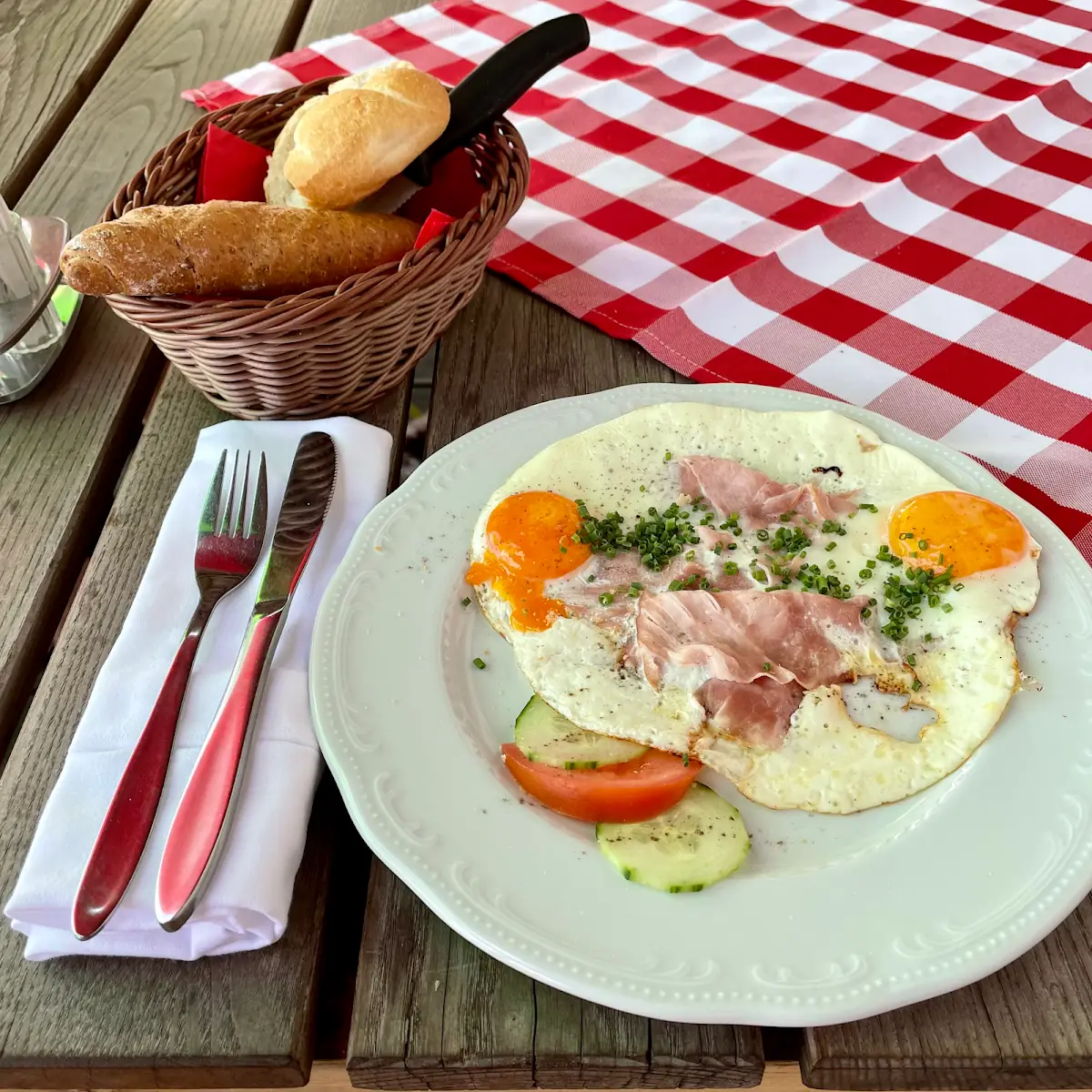 Essen und Trinken photo 1