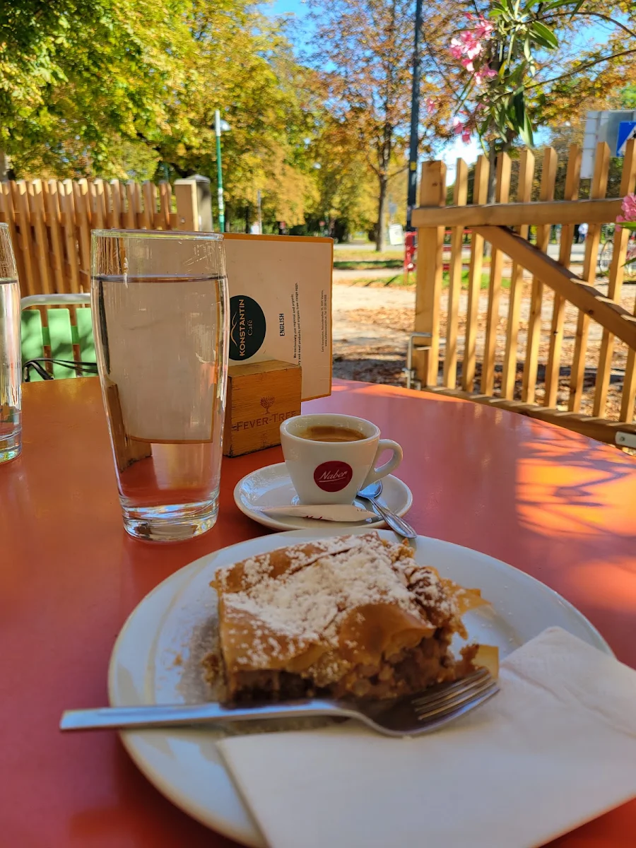 Essen und Trinken photo 2
