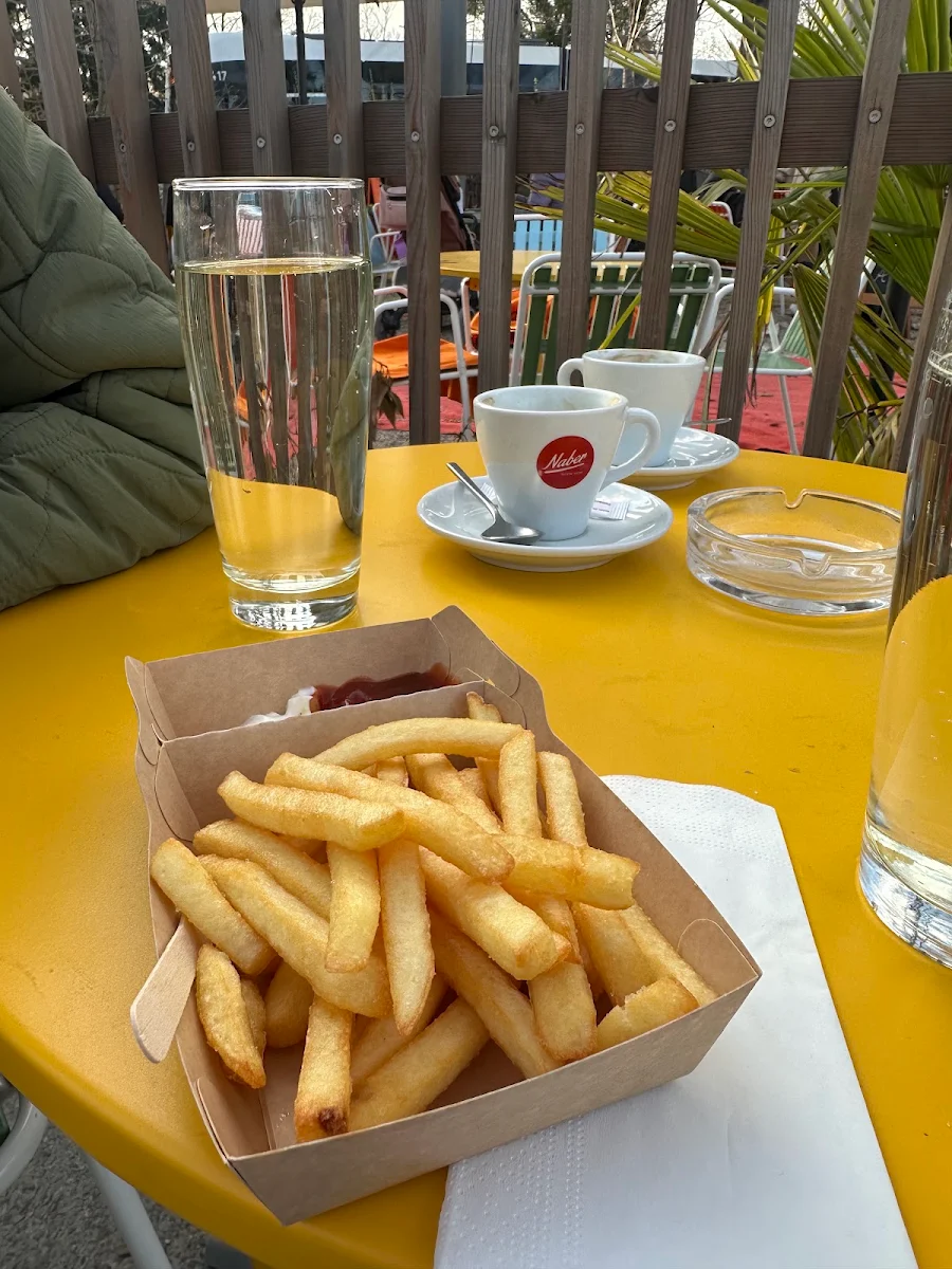 Essen und Trinken photo 3