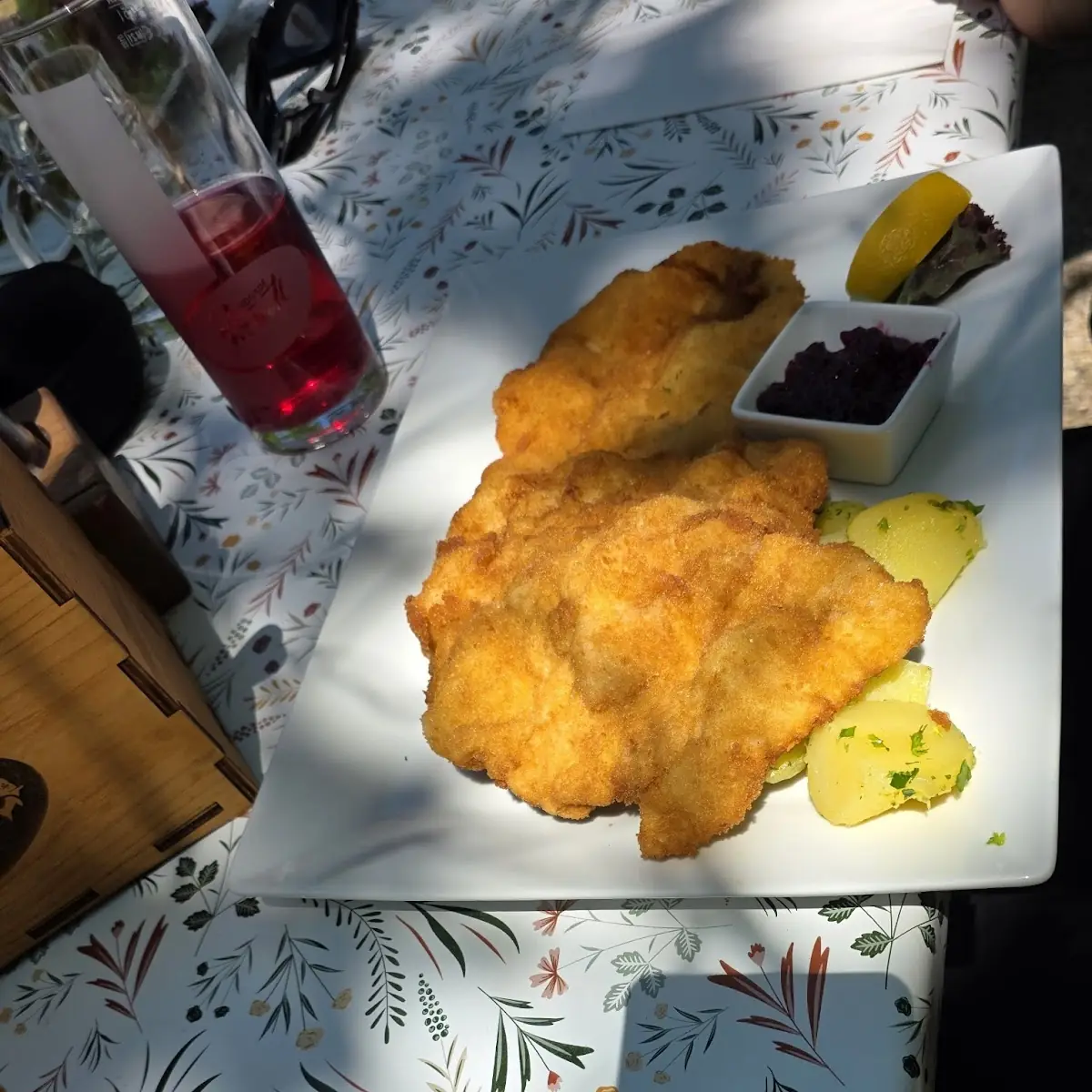 Essen und Trinken, Zur Fischerhütte bei der Klause