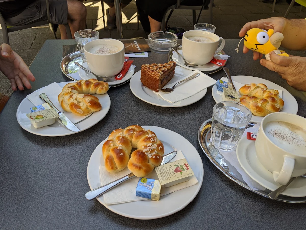 Essen und Trinken photo 1