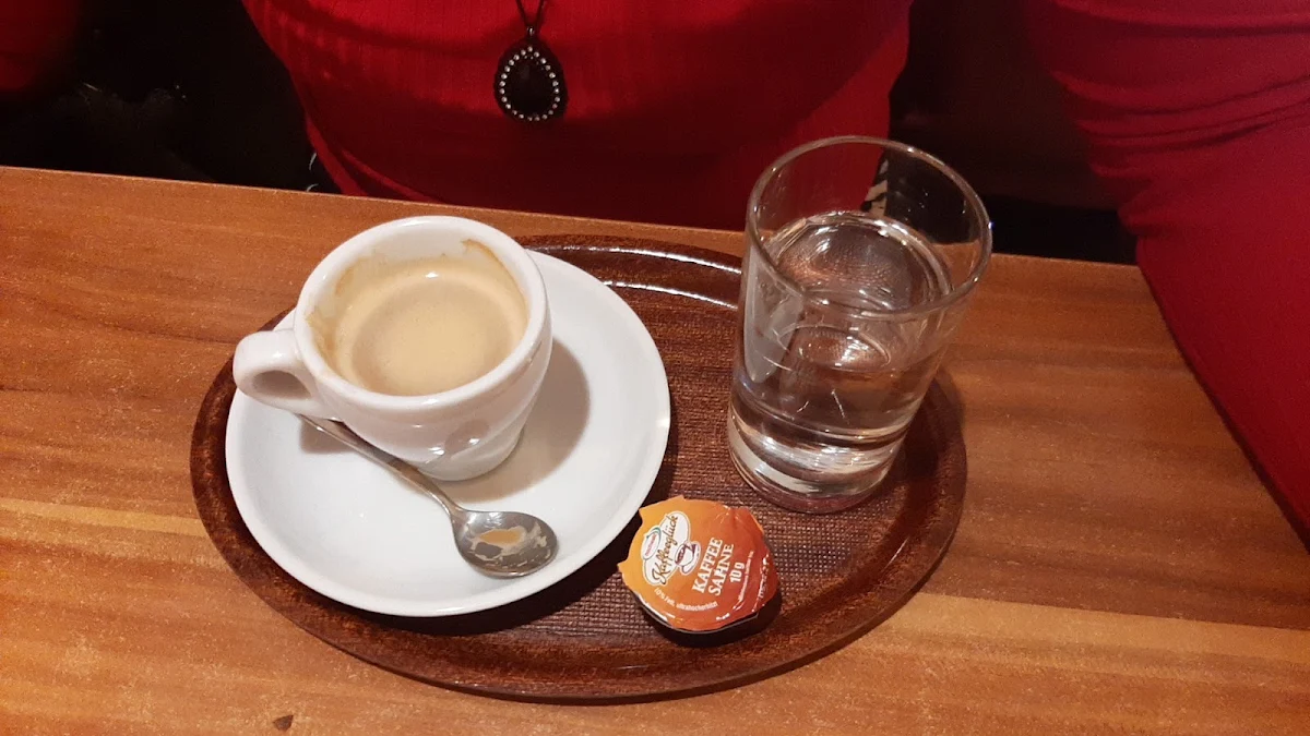 Essen und Trinken photo 3