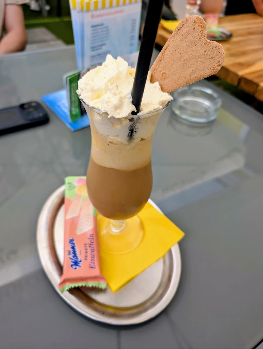 Essen und Trinken photo 1