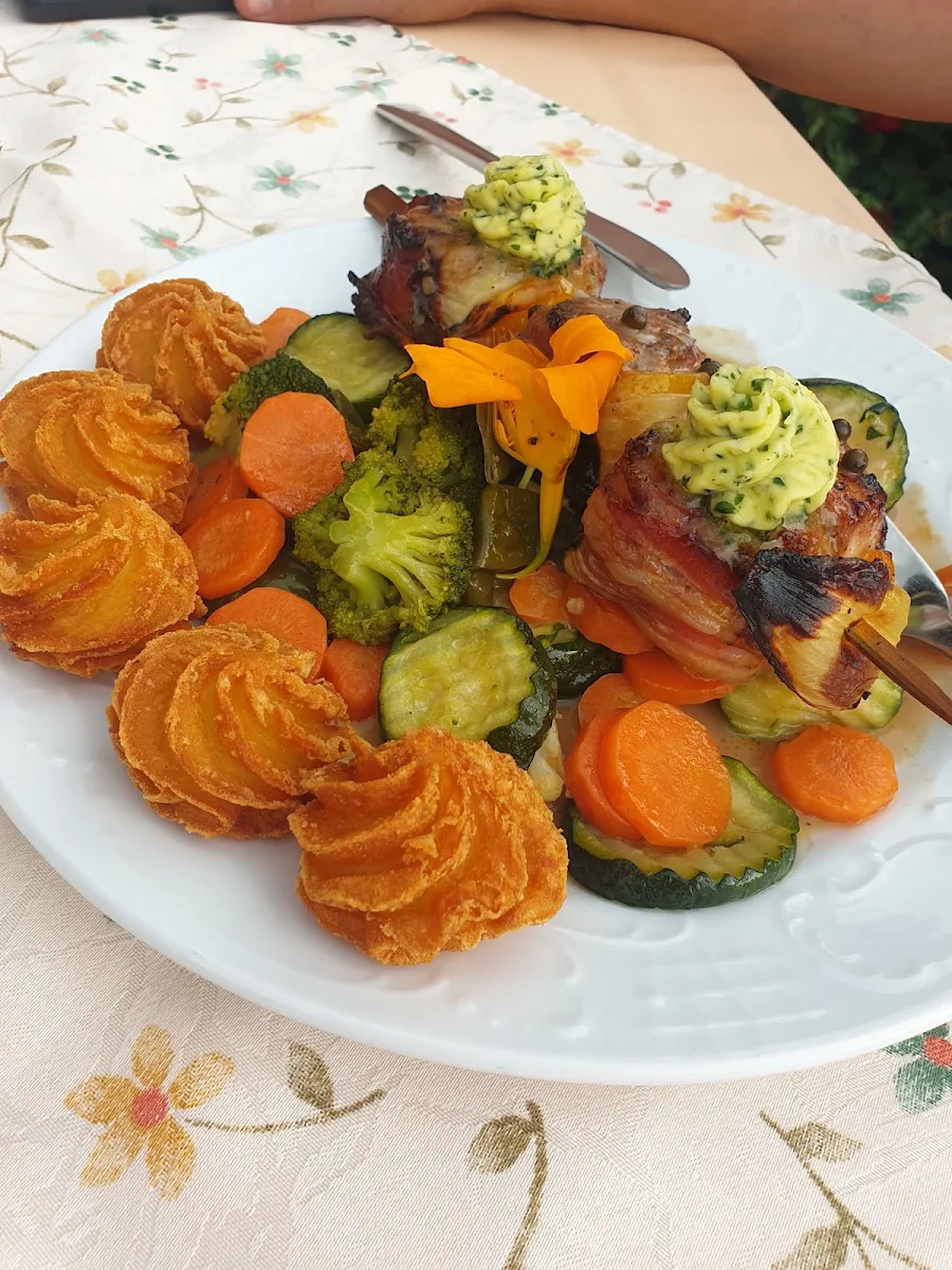 Essen und Trinken photo 2