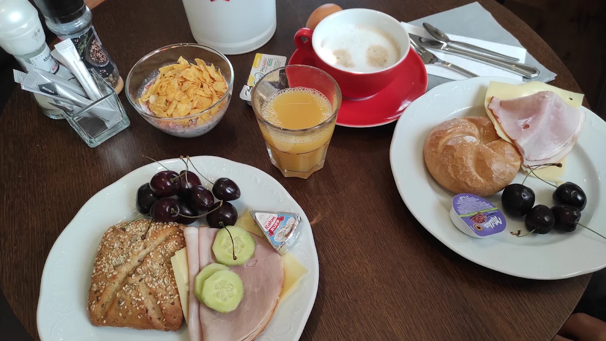 Essen und Trinken photo 2