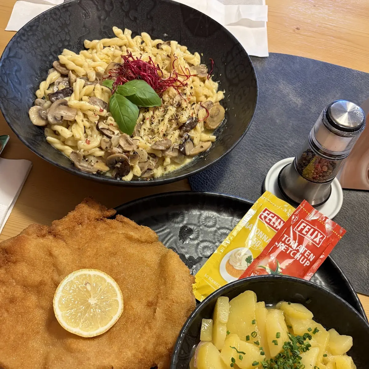 Essen und Trinken photo 3