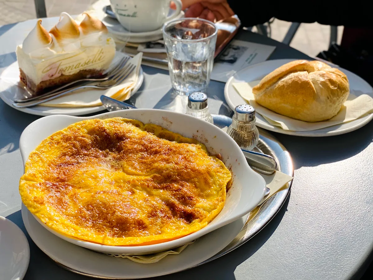 Essen und Trinken, Café Tomaselli