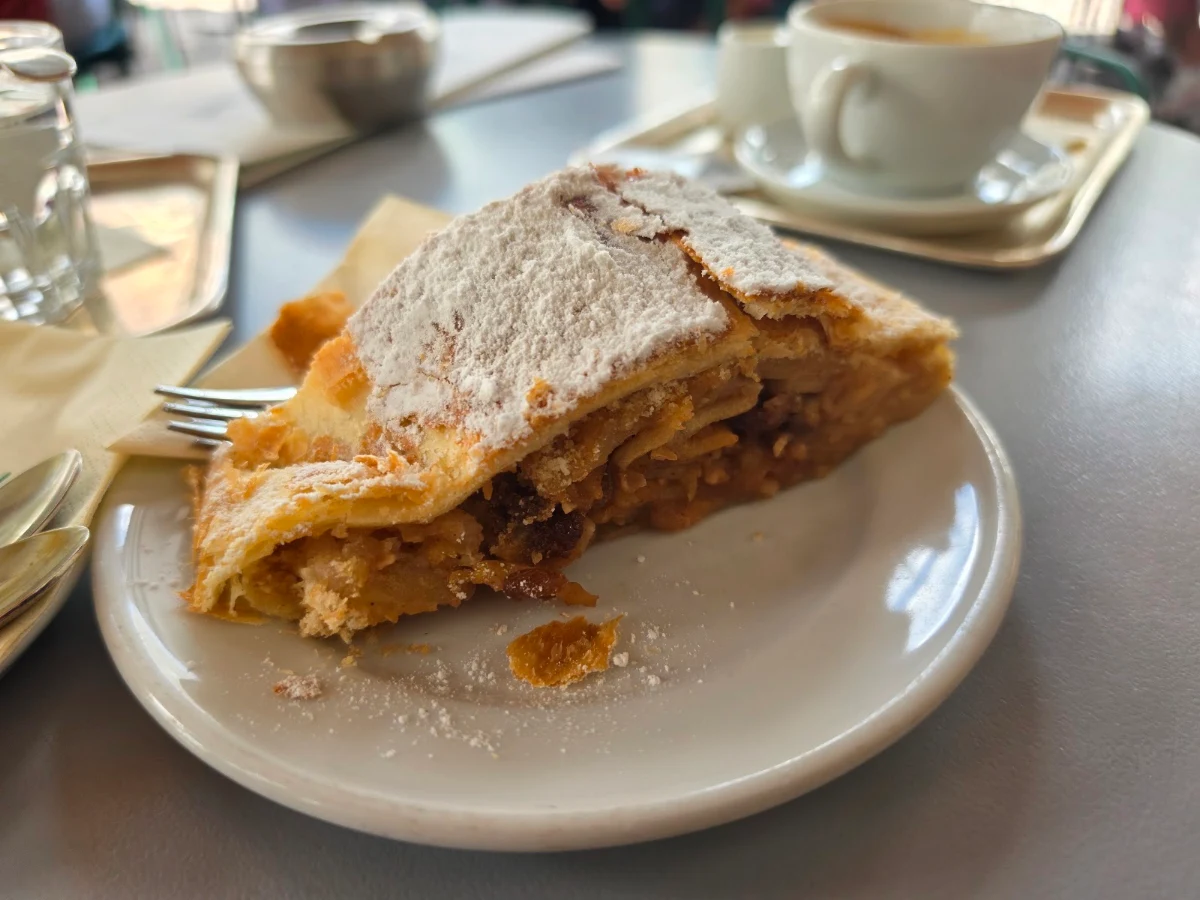 Essen und Trinken, Café Tomaselli