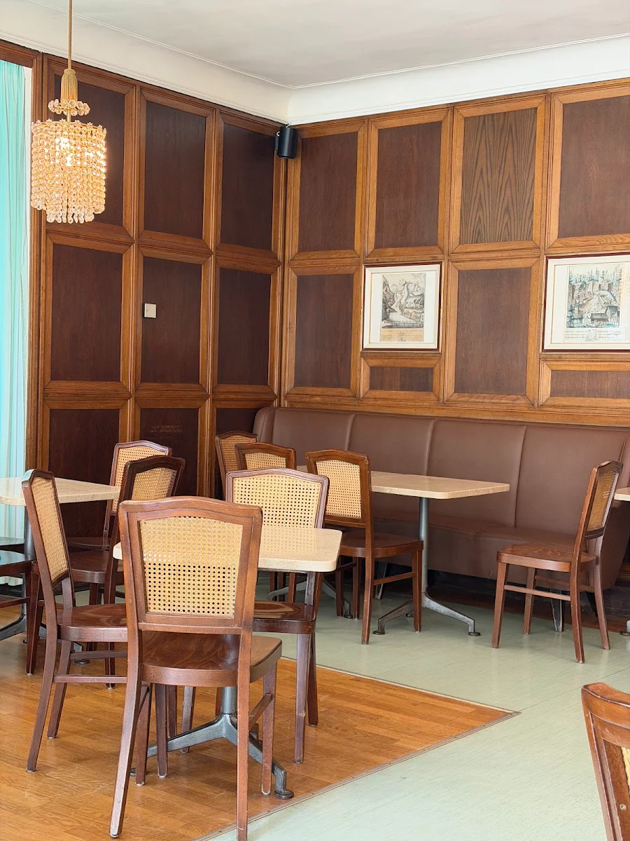 Atmosphäre, Café Tomaselli
